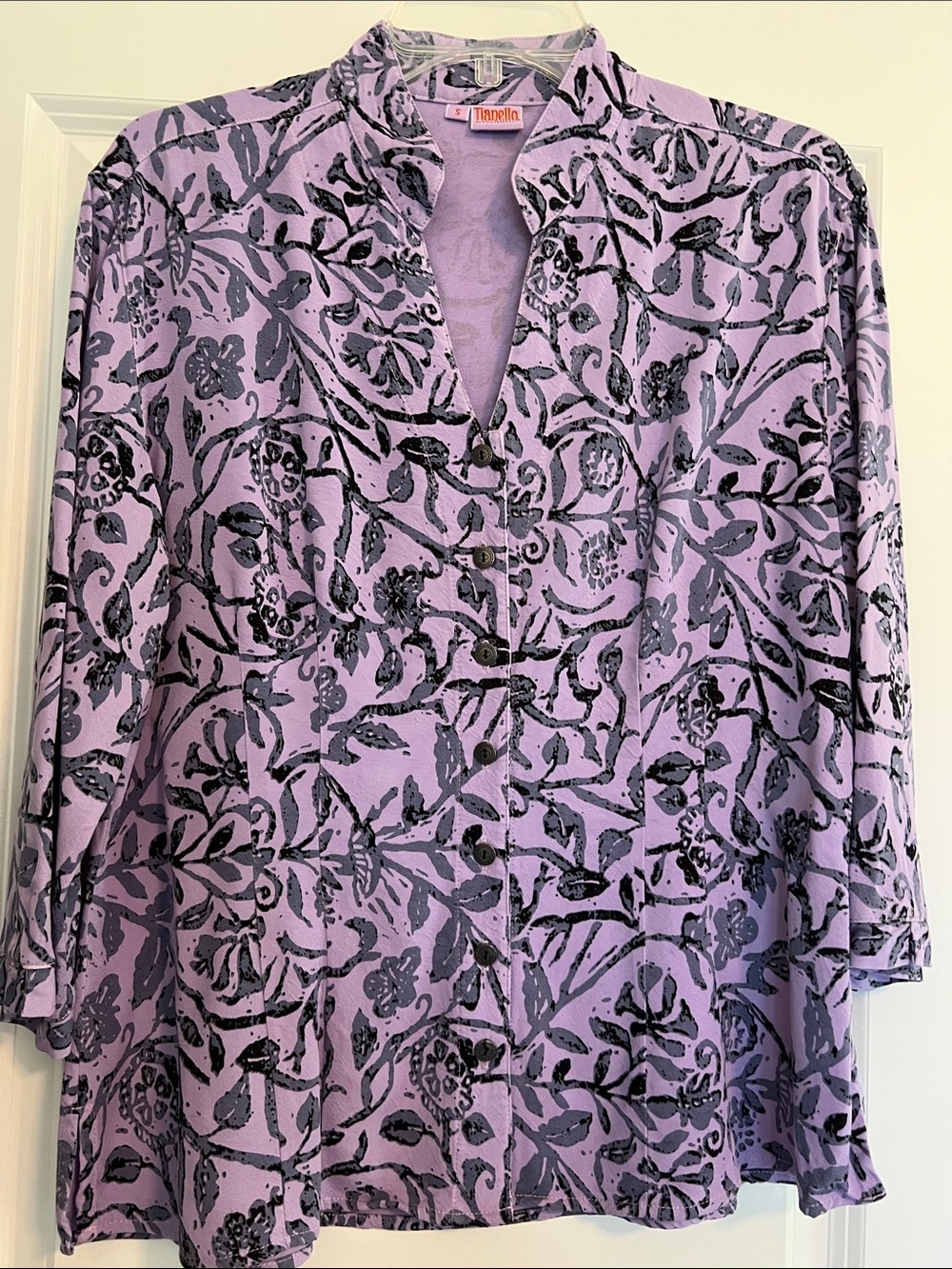 Tianello Lilac Button-Front Floral Print Top